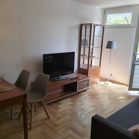 Golden Apartments/City Center/Grzyb 9 Varşova Dış mekan fotoğraf